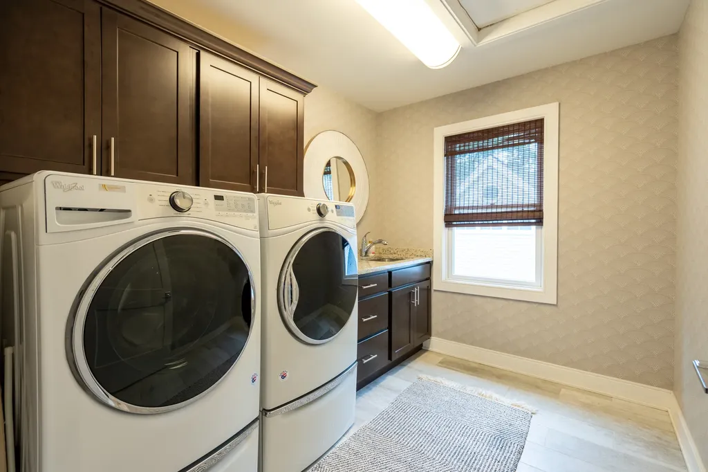 4224 Western Avenue Western Springs IL 60558