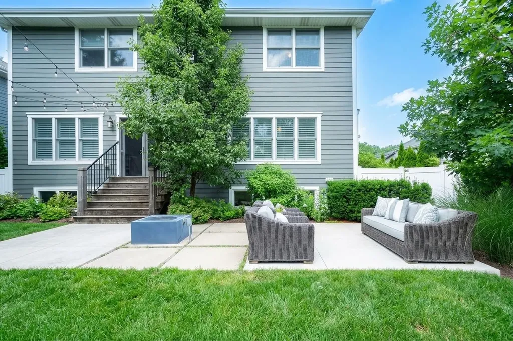 4224 Western Avenue Western Springs IL 60558
