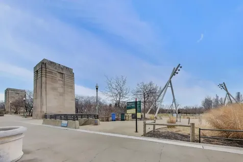 400 East Randolph Street Chicago IL 60601