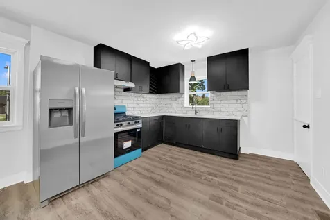 1924 West Marquette Road Chicago IL 60636