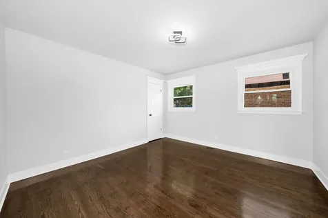 1924 West Marquette Road Chicago IL 60636