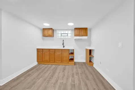 1924 West Marquette Road Chicago IL 60636
