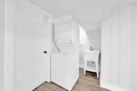 1924 West Marquette Road Chicago IL 60636