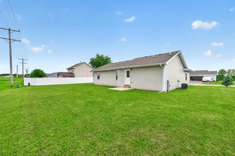 927 Foley Road Belvidere IL 61008