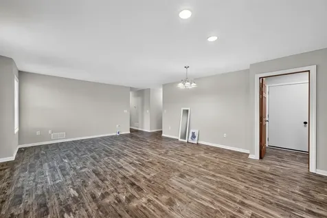 927 Foley Road Belvidere IL 61008