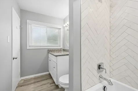 1680 Highland Boulevard Hoffman Estates IL 60169
