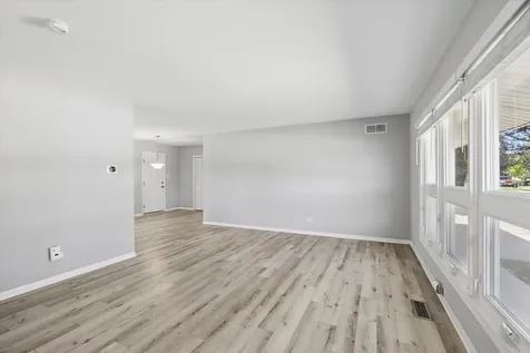 1680 Highland Boulevard Hoffman Estates IL 60169