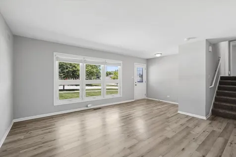 1680 Highland Boulevard Hoffman Estates IL 60169