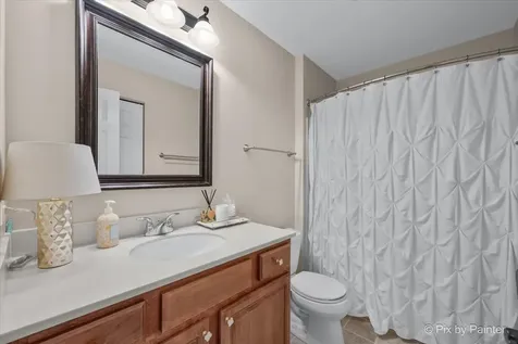 471 East Railroad Avenue Bartlett IL 60103