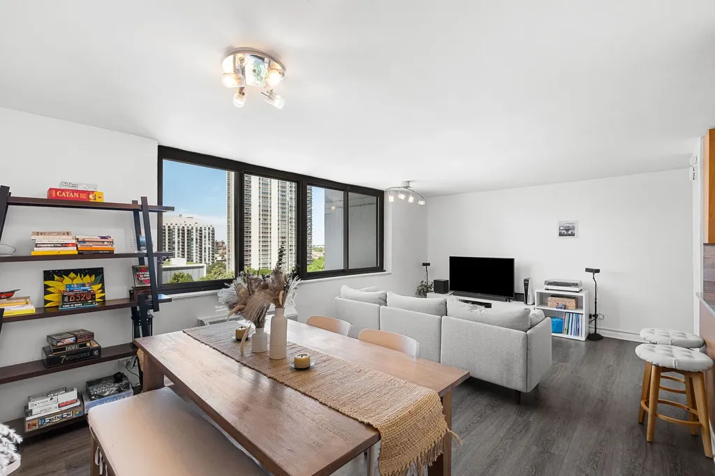 1221 North Dearborn Street Chicago IL 60610