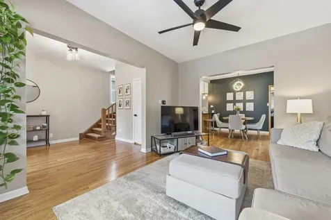 6252 West Cuyler Avenue Chicago IL 60634
