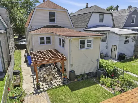6252 West Cuyler Avenue Chicago IL 60634