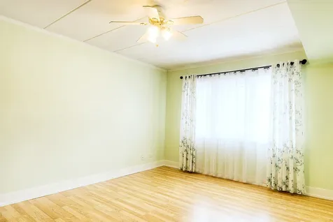 5242 West 79th Street Burbank IL 60459