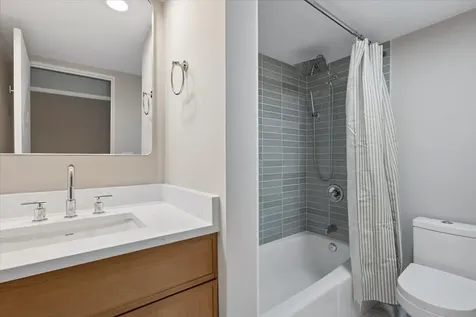 203 North Kenilworth Avenue Oak Park IL 60302