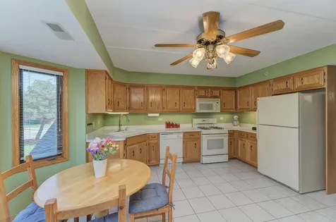 9420 South Melvina Avenue Oak Lawn IL 60453