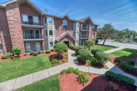 9420 South Melvina Avenue Oak Lawn IL 60453