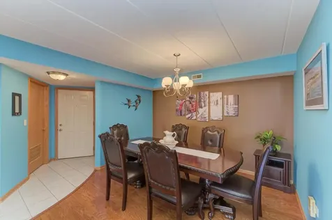 9420 South Melvina Avenue Oak Lawn IL 60453
