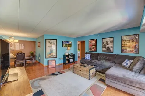 9420 South Melvina Avenue Oak Lawn IL 60453