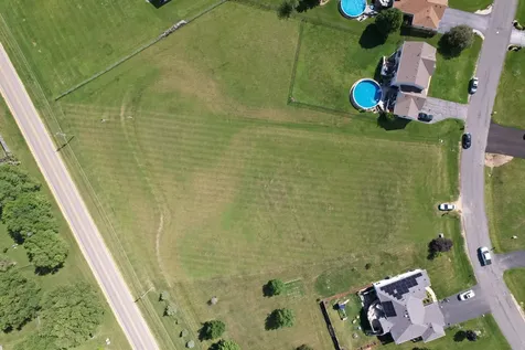 1353 Joanne Terrace Byron IL 61010