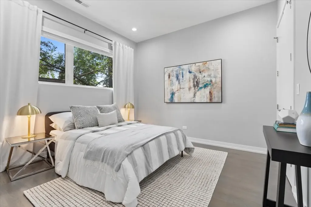 1339 West Ancona Street Chicago IL 60642