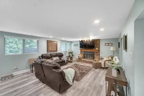 20905 London Drive Olympia Fields IL 60461