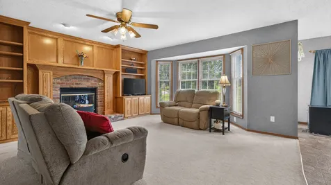 2913 Clearwater Avenue Bloomington IL 61704