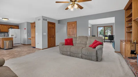 2913 Clearwater Avenue Bloomington IL 61704