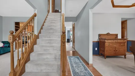 2913 Clearwater Avenue Bloomington IL 61704