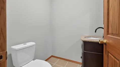 2913 Clearwater Avenue Bloomington IL 61704