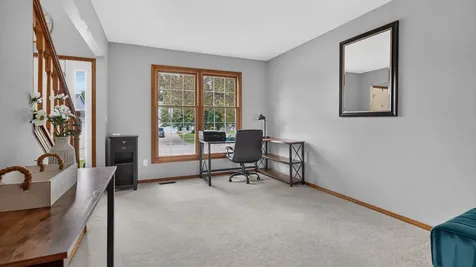 2913 Clearwater Avenue Bloomington IL 61704