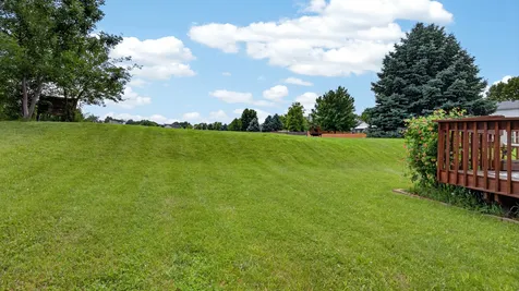 2913 Clearwater Avenue Bloomington IL 61704