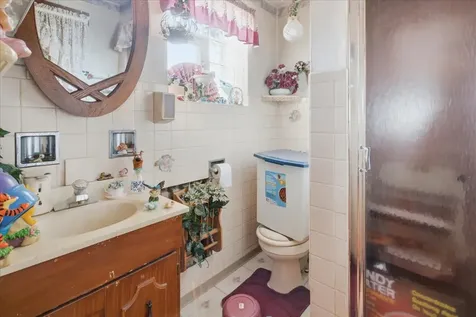 1556 Heidorn Avenue Westchester IL 60154