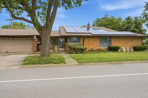 1556 Heidorn Avenue Westchester IL 60154