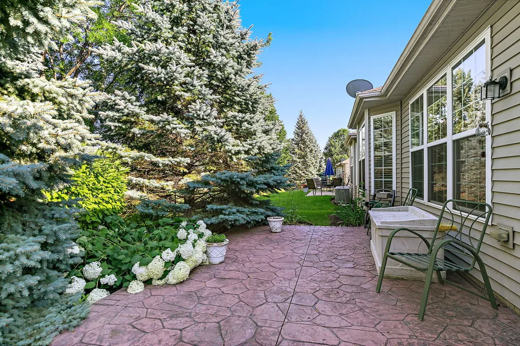 12472 Wedgemere Drive Huntley IL 60142