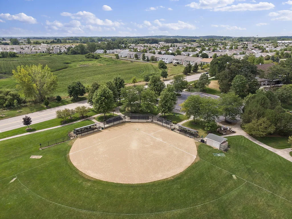 12472 Wedgemere Drive Huntley IL 60142