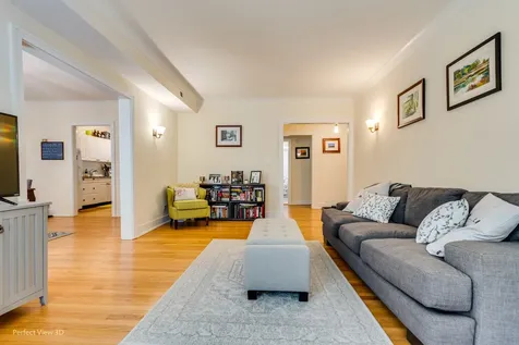549 Hinman Avenue Evanston IL 60202