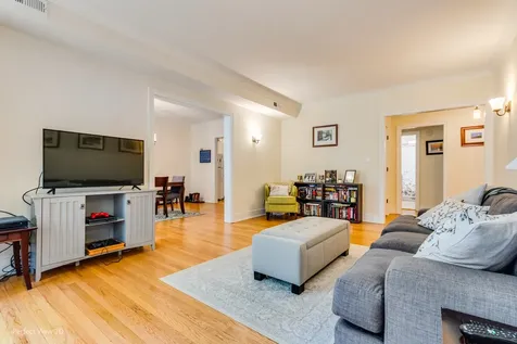 549 Hinman Avenue Evanston IL 60202