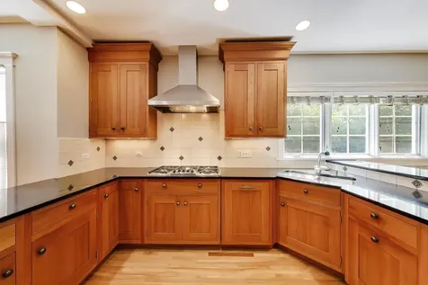 1110 Elm Street Winnetka IL 60093