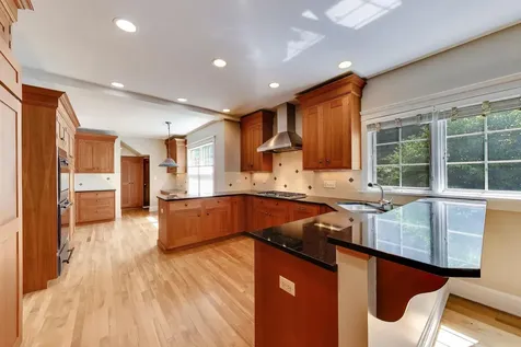 1110 Elm Street Winnetka IL 60093