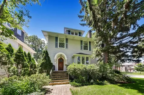 1110 Elm Street Winnetka IL 60093