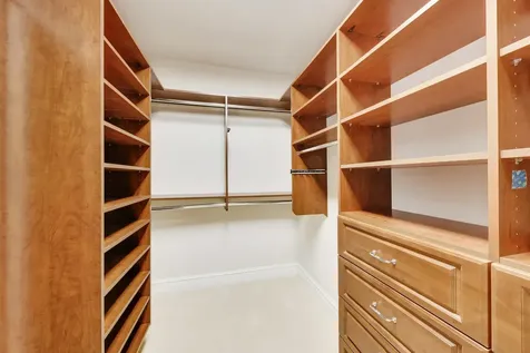 1110 Elm Street Winnetka IL 60093