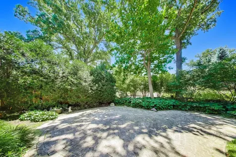 1110 Elm Street Winnetka IL 60093