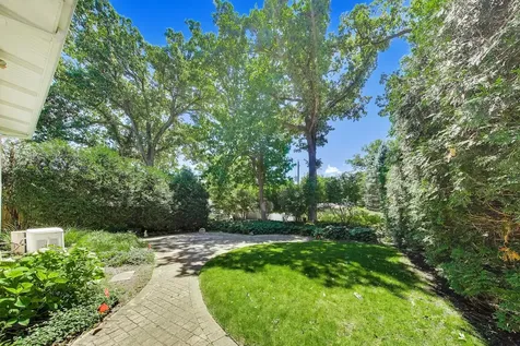 1110 Elm Street Winnetka IL 60093