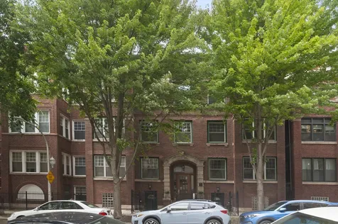 6164 North Winthrop Avenue Chicago IL 60660