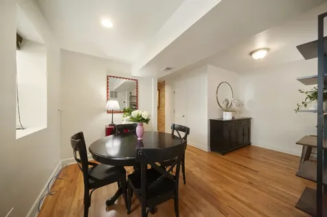6164 North Winthrop Avenue Chicago IL 60660
