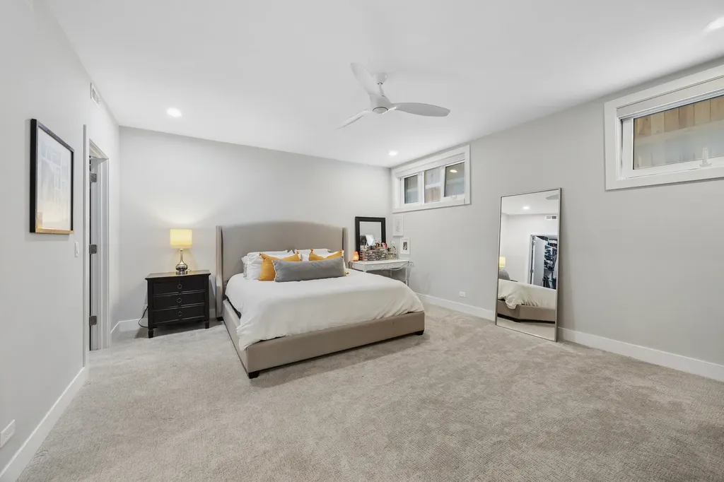 2324 North Winchester Avenue Chicago IL 60647