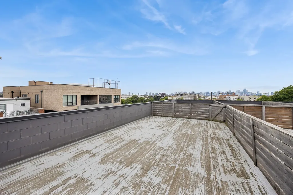 2324 North Winchester Avenue Chicago IL 60647