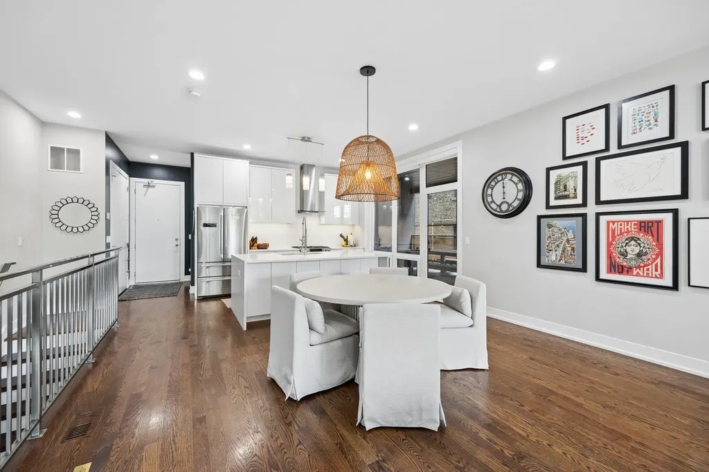 2324 North Winchester Avenue Chicago IL 60647