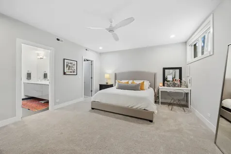 2324 North Winchester Avenue Chicago IL 60614