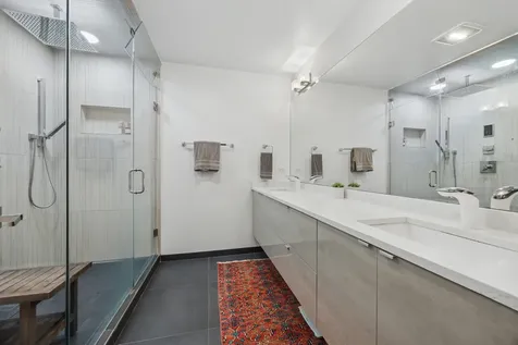 2324 North Winchester Avenue Chicago IL 60614